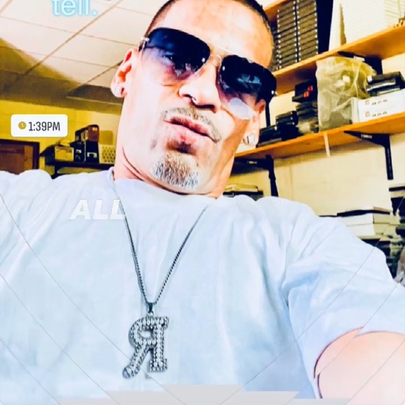 PosherJPR. A site 4 lady’s, but hey..it’s all good - Picture 2 of 15